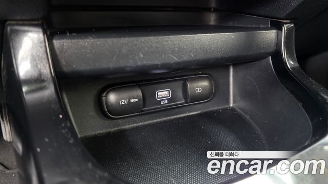 Kia Seltos Gasoline 1.6 Turbo 2WD Prestige 2022 — фото 30
