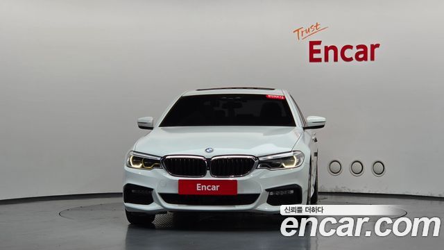 BMW 5 Series (G30) 520d xDrive M Sport Package Plus 2017 — фото 3