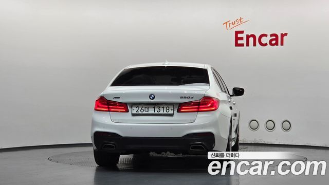 BMW 5 Series (G30) 520d xDrive M Sport Package Plus 2017 — фото 4