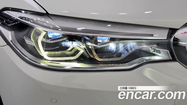 BMW 5 Series (G30) 520d xDrive M Sport Package Plus 2017 — фото 22