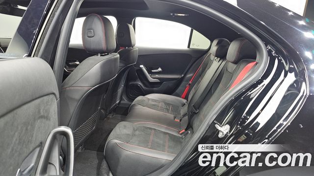 Mercedes-Benz A-Class (W177) AMG A35 4MATIC Sedan 2020 — фото 15