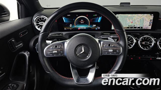 Mercedes-Benz A-Class (W177) AMG A35 4MATIC Sedan 2020 — фото 19