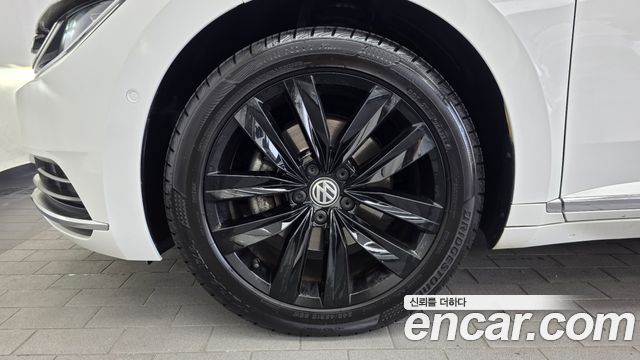 Volkswagen Arteon 2.0 TDI Prestige 2018 — фото 5