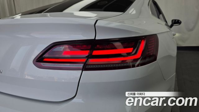 Volkswagen Arteon 2.0 TDI Prestige 2018 — фото 23
