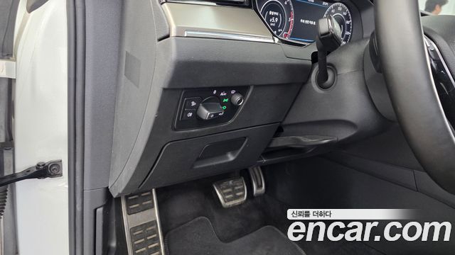 Volkswagen Arteon 2.0 TDI Prestige 2018 — фото 29