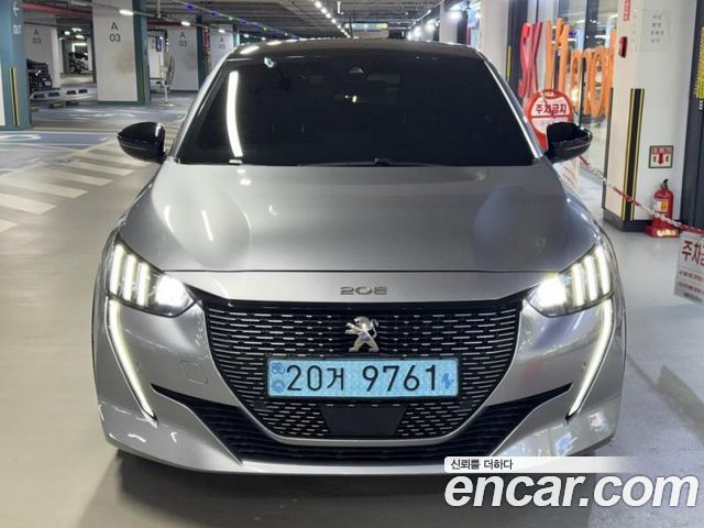 Peugeot e-208 (II) GT