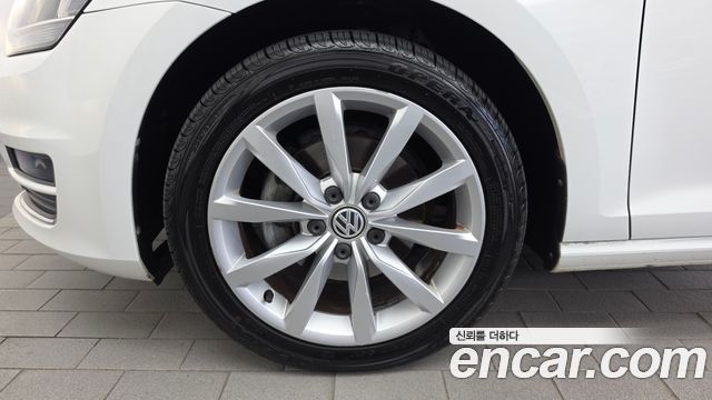 Volkswagen Golf (VII) 2.0 TDI 2015 — фото 5