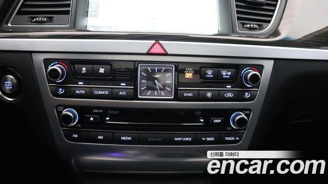 Genesis G80 3.3 GDI Premium Luxury 2018 — фото 16