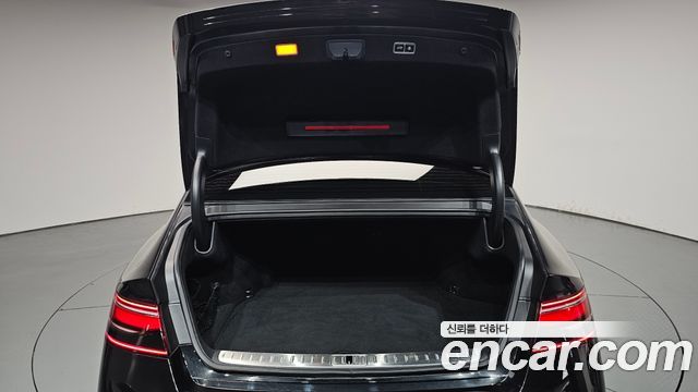 Genesis G90 (RS4) Gasoline 3.5 Turbo e-S/C AWD Black 2025 — фото 20