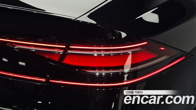 Genesis G90 (RS4) Gasoline 3.5 Turbo e-S/C AWD Black 2025 — фото 23