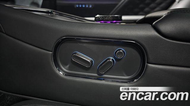 Genesis G90 (RS4) Gasoline 3.5 Turbo e-S/C AWD Black 2025 — фото 38