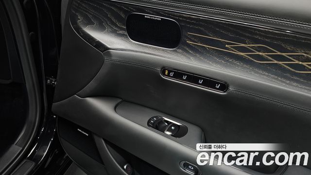 Genesis G90 (RS4) Gasoline 3.5 Turbo e-S/C AWD Black 2025 — фото 42