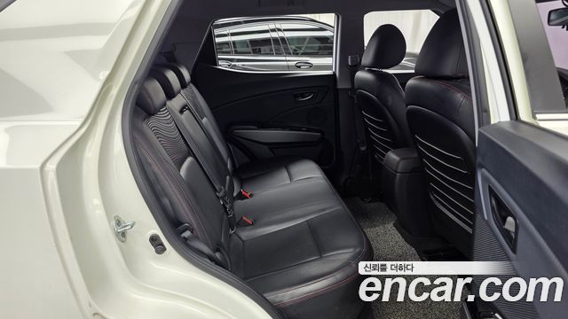 KG Mobility (SsangYong) Tivoli Air Diesel AX 2WD 2019 — фото 12