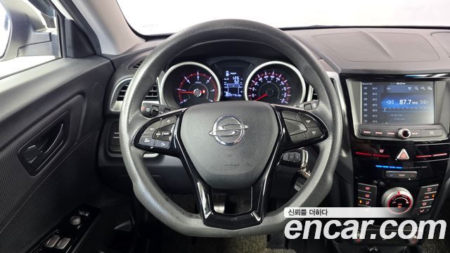 KG Mobility (SsangYong) Tivoli Air Diesel AX 2WD 2019 — фото 13