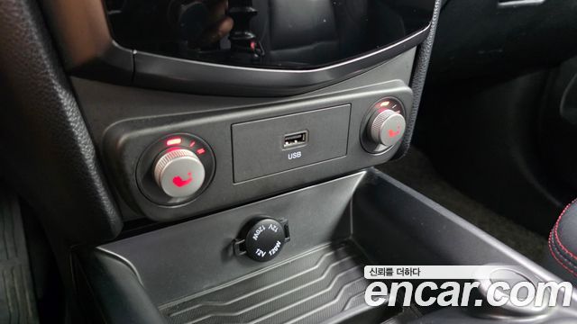 KG Mobility (SsangYong) Tivoli Air Diesel AX 2WD 2019 — фото 15