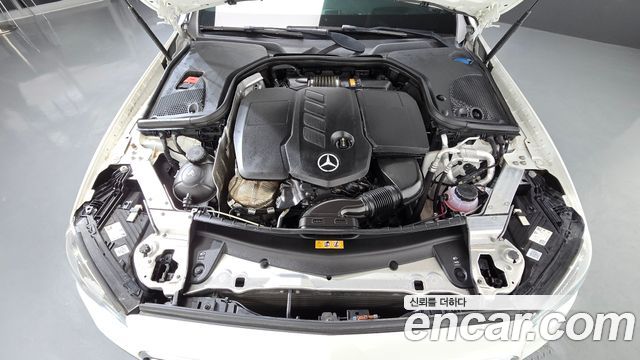 Mercedes-Benz E-Class (W213) E220d 4MATIC Exclusive 2023 — фото 6