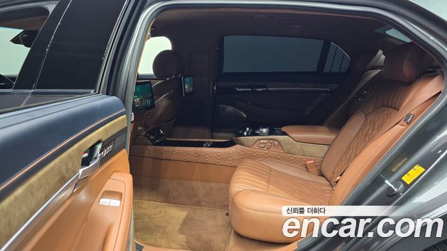 Genesis G90 5.0 AWD Limousine Prestige 2021 — фото 16