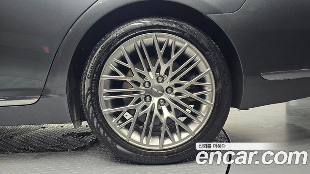 Genesis G90 5.0 AWD Limousine Prestige 2021 — фото 27