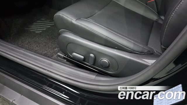 Hyundai Avante (CN8) 2.0 Premium 2027 — фото 33