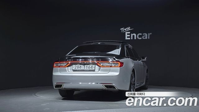 Lincoln Continental (X) 3.0 Presidential AWD 2017 — фото 4