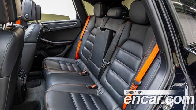 Porsche Macan 2.9 GTS 95B 2023 — фото 18