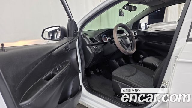 Chevrolet Spark LS 2021 — фото 10
