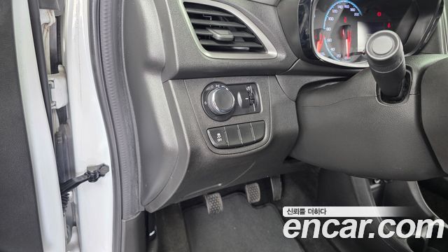 Chevrolet Spark LS 2021 — фото 17