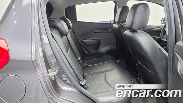 Chevrolet Next Spark LT Plus 2016 — фото 11