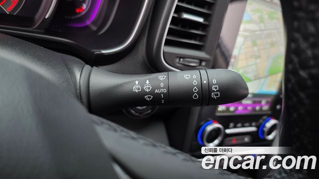Renault Korea QM6 2.0 GDe PREMIERE 2WD 2021 — фото 33