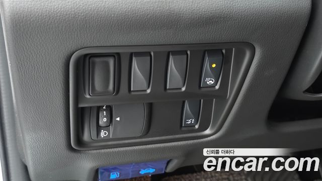 Renault Korea QM6 2.0 GDe PREMIERE 2WD 2021 — фото 34