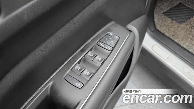 Renault Korea QM6 2.0 GDe PREMIERE 2WD 2021 — фото 41