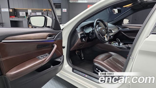 BMW 5 Series (G30) 520d M Sport Package Plus 2017 — фото 10