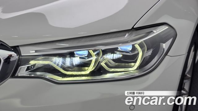 BMW 5 Series (G30) 520d M Sport Package Plus 2017 — фото 22