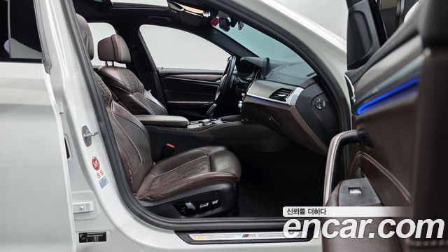 BMW 5 Series (G30) 520d M Sport Package Plus 2017 — фото 26