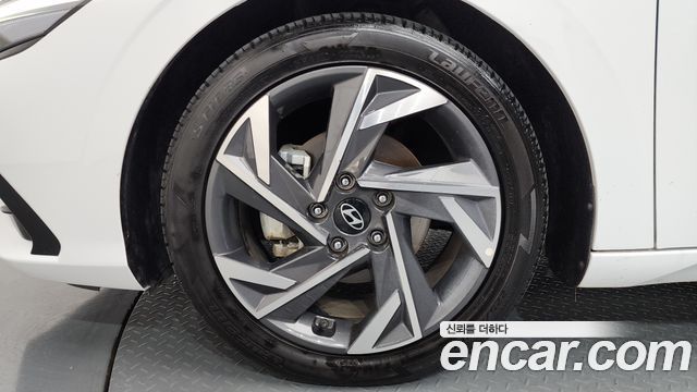 Hyundai Avante Hybrid (CN7) Inspiration 2024 — фото 5