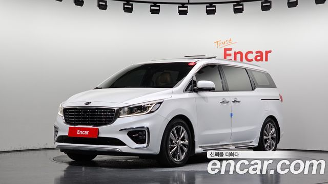Kia Carnival 9-Seater Noblesse Special 2020 — фото 1