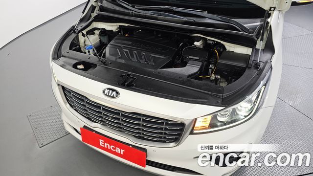 Kia Carnival 9-Seater Noblesse Special 2020 — фото 6