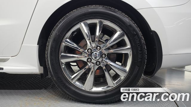 Kia Carnival 9-Seater Noblesse Special 2020 — фото 21