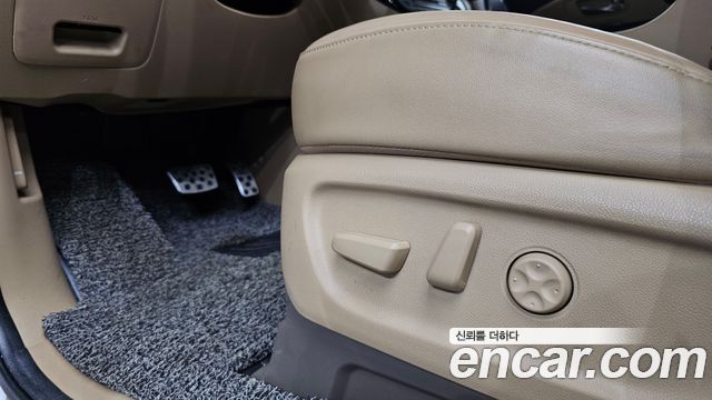 Kia Carnival 9-Seater Noblesse Special 2020 — фото 31
