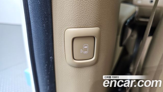 Kia Carnival 9-Seater Noblesse Special 2020 — фото 32