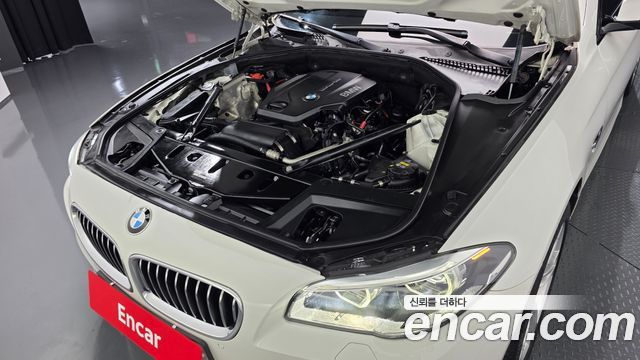 BMW 5 Series (F10) 520d xDrive M Aero Dynamic 2016 — фото 6