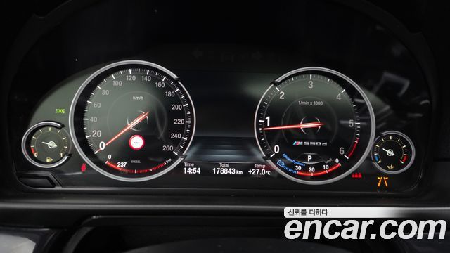 BMW 5 Series (F10) 520d xDrive M Aero Dynamic 2016 — фото 8