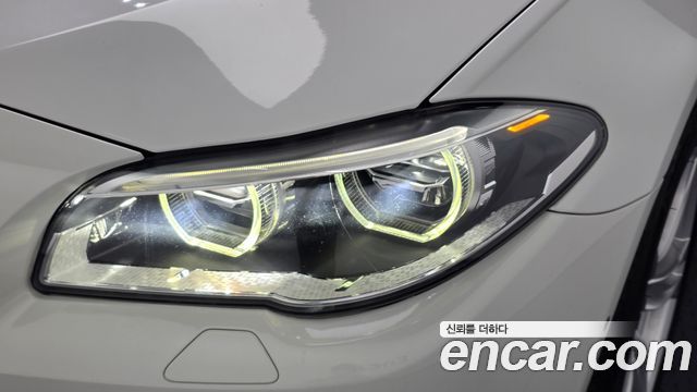 BMW 5 Series (F10) 520d xDrive M Aero Dynamic 2016 — фото 22