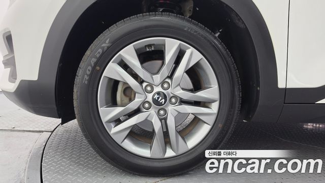 Kia Seltos Gasoline 1.6 Turbo 2WD Prestige 2022 — фото 5