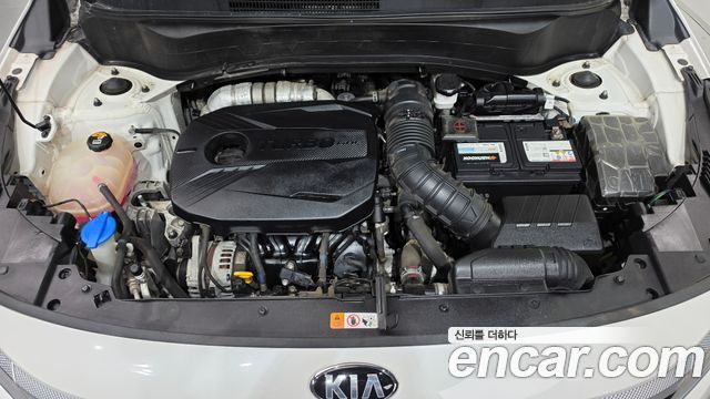 Kia Seltos Gasoline 1.6 Turbo 2WD Prestige 2022 — фото 6