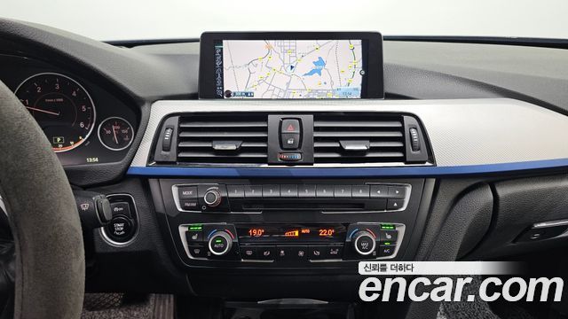 BMW 3 Series (F30) 320d M Performence Edition 2015 — фото 16