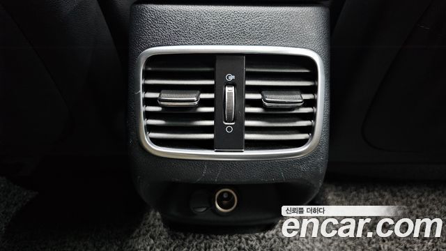 Kia K5 (II) 2.0 Noblesse 2019 — фото 29