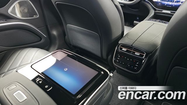 Mercedes-Benz EQS (V297) EQS450 4MATIC 2023 — фото 31