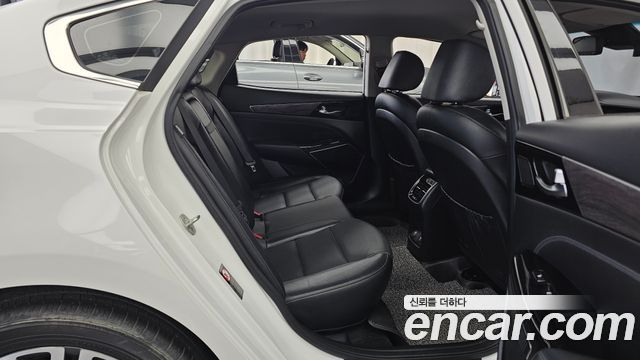 Kia K7 Premier 2.5 GDI Noblesse 2020 — фото 12