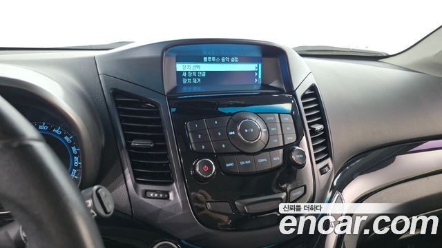 Chevrolet Orlando 2.0 Diesel LTZ Premium 2012 — фото 14